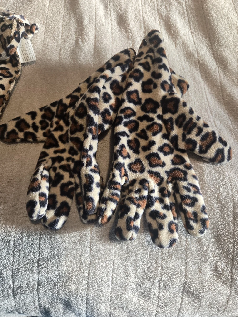 H&M Leopard Print Scarf & Scrunchie Set in Beige, Brown, Black